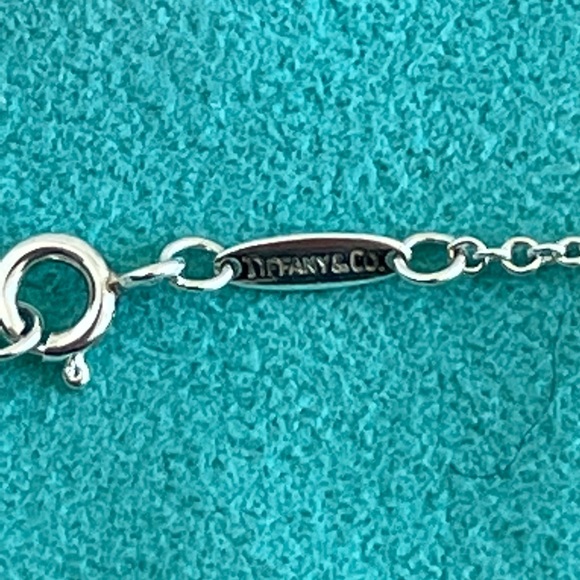 Tiffany & Co. Elsa Peretti Necklace with Diamond - Picture 9 of 10